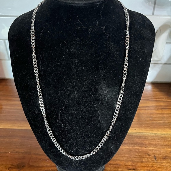 Silver Jewelry Chain Necklace Classic Design - Picture 1 of 3